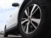 Thumbnail of 2018 White Toyota RAV4