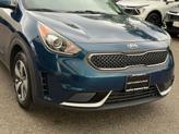 Thumbnail of 2017 Deep Cerulean Kia Niro