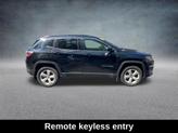 Thumbnail of 2018 Diamond Black Crystal Pearlcoat Jeep Compass