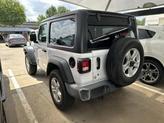 Thumbnail of 2019 Bright White Clearcoat Jeep Wrangler