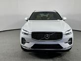 Thumbnail of 2022 Crystal White Metallic Volvo XC60