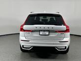 Thumbnail of 2025 Crystal White Metallic Volvo XC60