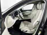 Thumbnail of 2022 Pine Gray Metallic Volvo XC60