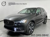 Photo of 2022 Pine Gray Metallic Volvo XC60