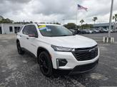 Thumbnail of 2023 Iridescent Pearl Tricoat Chevrolet Traverse