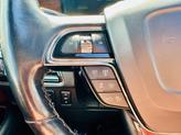 Thumbnail of 2022 Infinite Black Metallic Clearcoat Lincoln Navigator