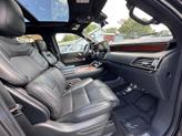 Thumbnail of 2022 Infinite Black Metallic Clearcoat Lincoln Navigator