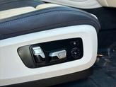 Thumbnail of 2020 White BMW X7