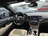 Thumbnail of 2017 Recon Green Clearcoat Jeep Grand Cherokee
