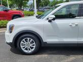 Thumbnail of 2020 Snow White Pearl Kia Telluride