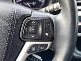 Thumbnail of 2019 Blizzard Pearl Toyota Highlander