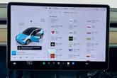 Thumbnail of 2022 White / Blue Tesla Model Y