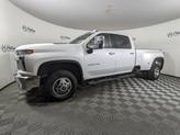 Thumbnail of 2022 Iridescent Pearl Tricoat Chevrolet Silverado 3500