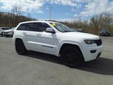 Thumbnail of 2019 Bright White Clearcoat Jeep Grand Cherokee