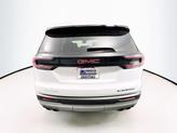 Thumbnail of 2025 Summit White GMC Acadia