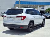 Thumbnail of 2022 Platinum White Pearl Honda Pilot