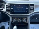 Thumbnail of 2018 Pure White Volkswagen Atlas