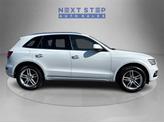 Thumbnail of 2017 Glacier White Audi Q5