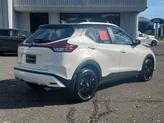 Thumbnail of 2024 Aspen White Tricoat/Super Black Nissan Kicks