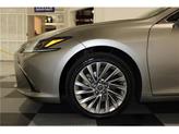 Thumbnail of 2021 Nebula Gray Pearl Lexus ES 300h