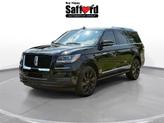 Photo of 2023 Infinite Black Metallic Clearcoat Lincoln Navigator