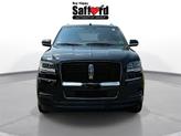 Thumbnail of 2023 Infinite Black Metallic Clearcoat Lincoln Navigator