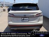 Thumbnail of 2023 Ceramic Pearl Metallic Tinted Clearcoat Lincoln Nautilus
