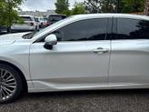 Thumbnail of 2019 White Toyota Avalon