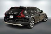 Thumbnail of 2022 Onyx Black Metallic Volvo V90 Cross Country