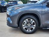 Thumbnail of 2024 Gray Toyota Highlander