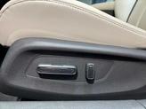 Thumbnail of 2025 Platinum White Pearl Acura Integra