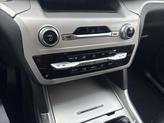 Thumbnail of 2023 OXFORD WHITE Ford Explorer