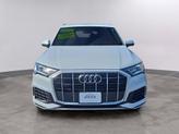 Thumbnail of 2021 Glacier White Metallic Audi Q7