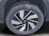 Thumbnail of 2025 Opal White Pearl Effect Volkswagen Atlas
