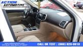Thumbnail of 2015 Bright White Clearcoat Jeep Grand Cherokee
