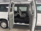 Thumbnail of 2009 Oxford White Clearcoat Ford E350 Super Duty