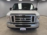 Thumbnail of 2009 Oxford White Clearcoat Ford E350 Super Duty
