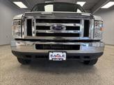 Thumbnail of 2009 Oxford White Clearcoat Ford E350 Super Duty