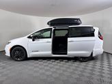 Thumbnail of 2025 White Chrysler Pacifica