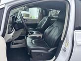 Thumbnail of 2022 Bright White Clearcoat Chrysler Pacifica