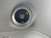 Thumbnail of 2022 Bright White Clearcoat Chrysler Pacifica