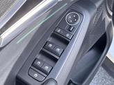 Thumbnail of 2025 Snow White Pearl Kia Seltos