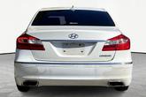 Thumbnail of 2013 White Satin Pearl Hyundai Genesis