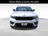 Thumbnail of 2024 Bright White Clearcoat Jeep Grand Cherokee