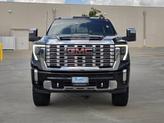 Thumbnail of 2024 Onyx Black GMC Sierra 2500