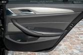 Thumbnail of 2021 Black Sapphire Metallic BMW M5