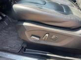 Thumbnail of 2019 Agate Black Metallic Ford Edge