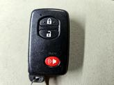 Thumbnail of 2014 Blue Toyota Prius