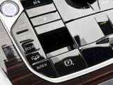 Thumbnail of 2026 Manhattan Green Metallic BMW X7