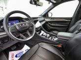 Thumbnail of 2024 Diamond Black Crystal Pearlcoat Jeep Grand Cherokee L
